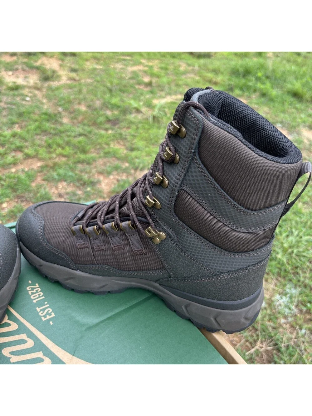 New Danner Vital 8” Dry Waterproof/ Plyolite Midsole Mens Size 8 Brown $210 MSRP